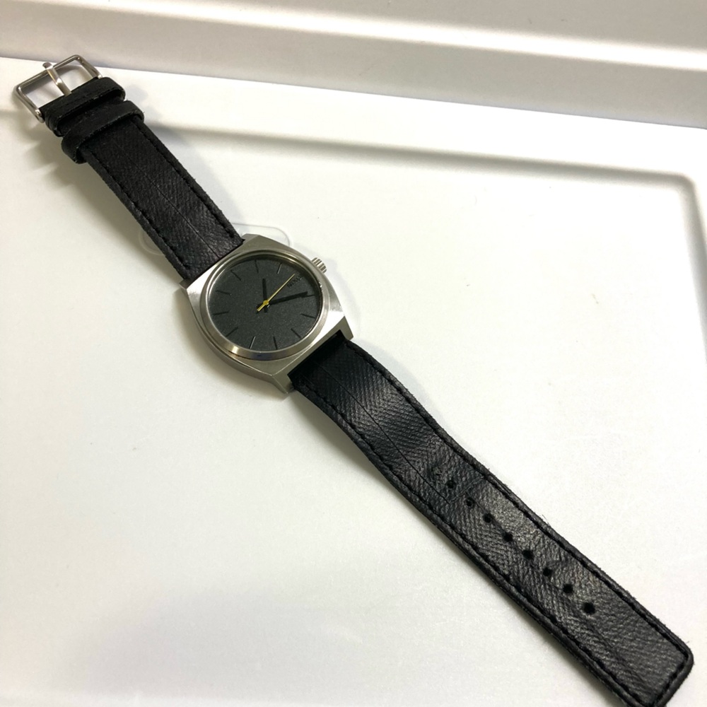 Nixon Silver and Black Watch - Picture 2 of 8